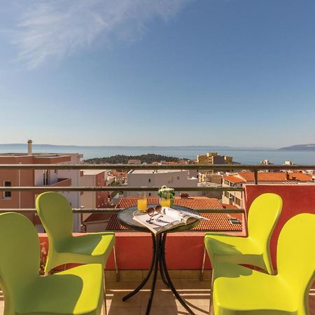 Lovely Apartment In Makarska With Kitchenette 外观 照片