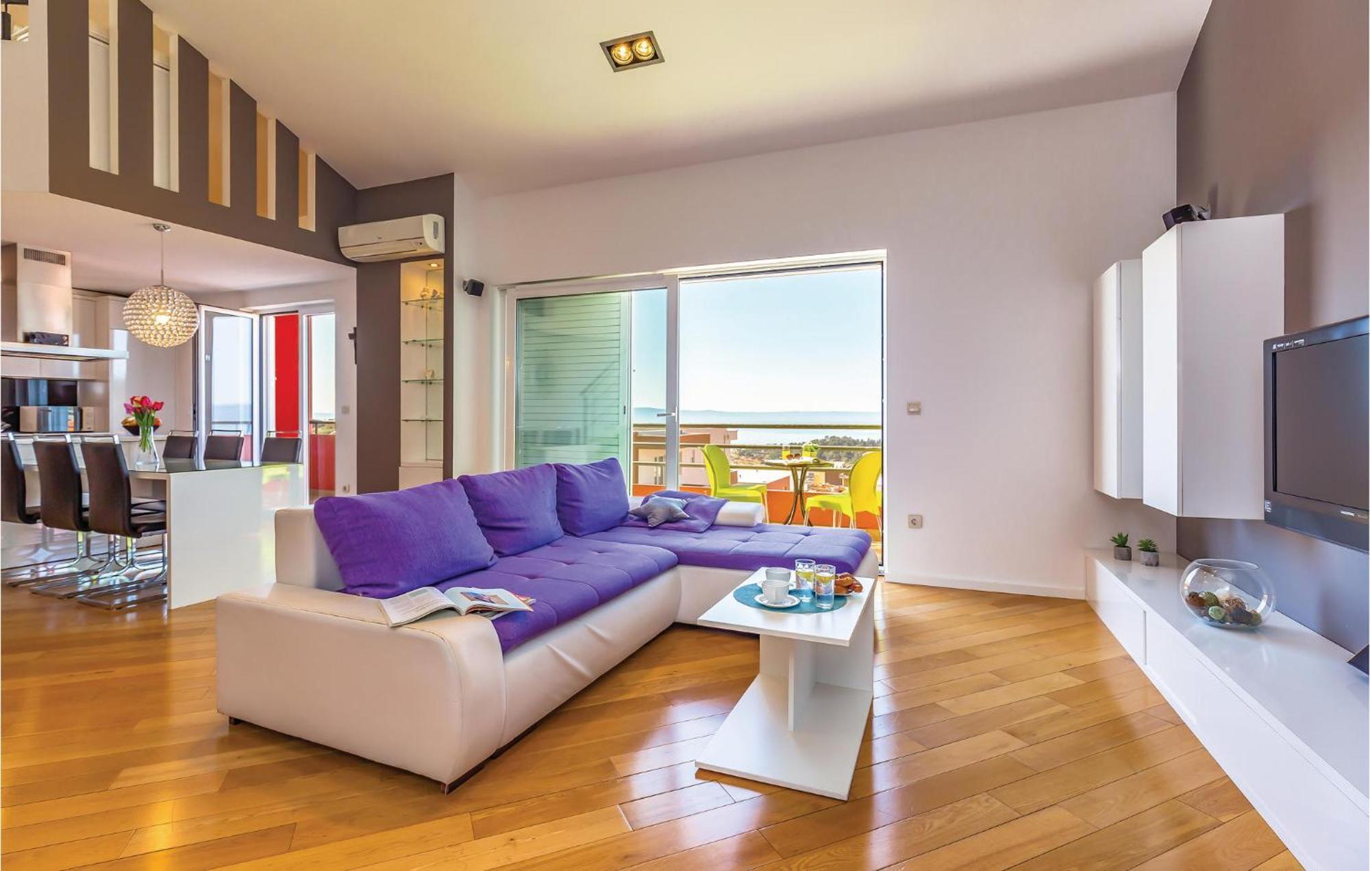 Lovely Apartment In Makarska With Kitchenette 外观 照片